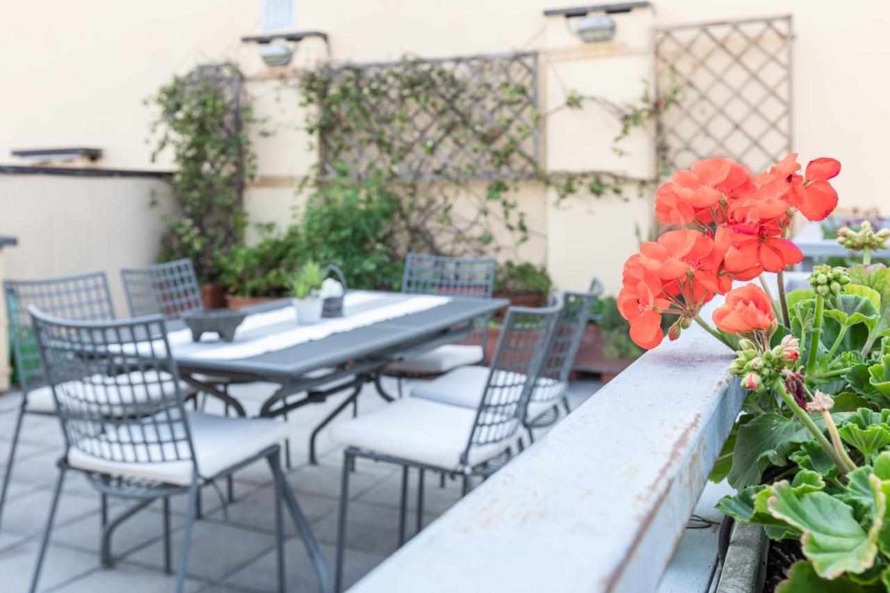Sempione Split-Level Terrace Apartment - Top Collection Milan Luaran gambar